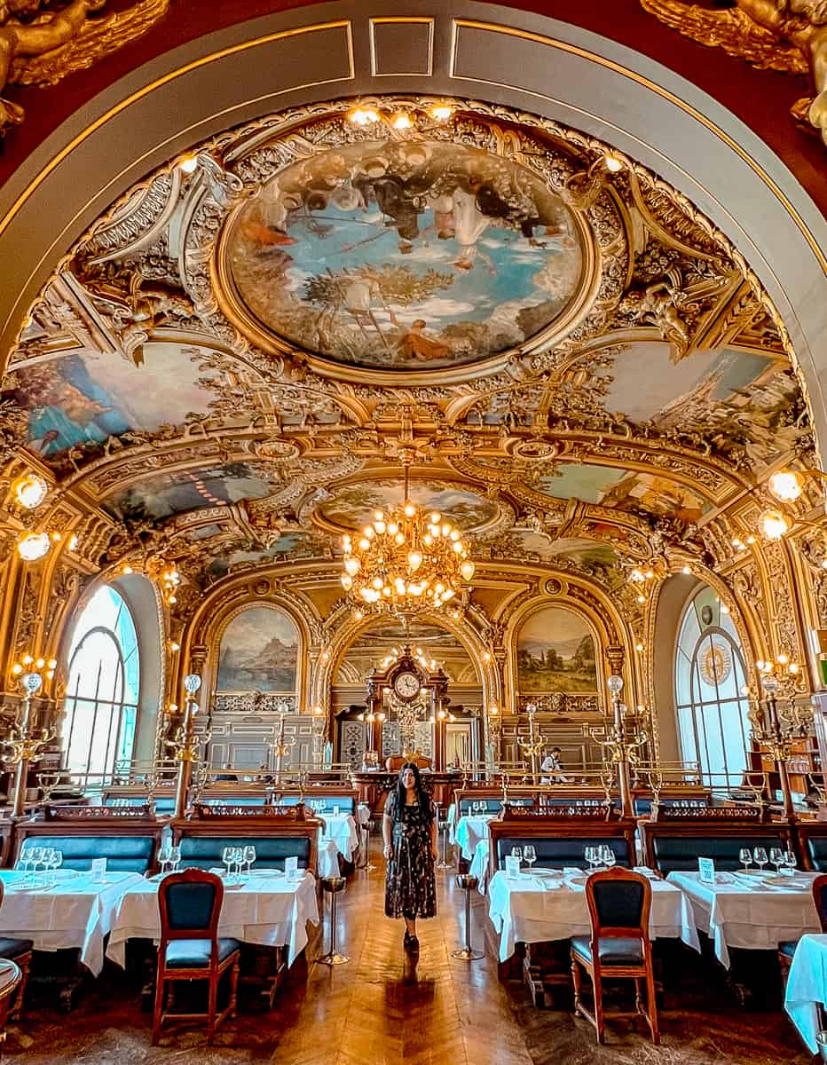 Le Train Bleu - "First Class"