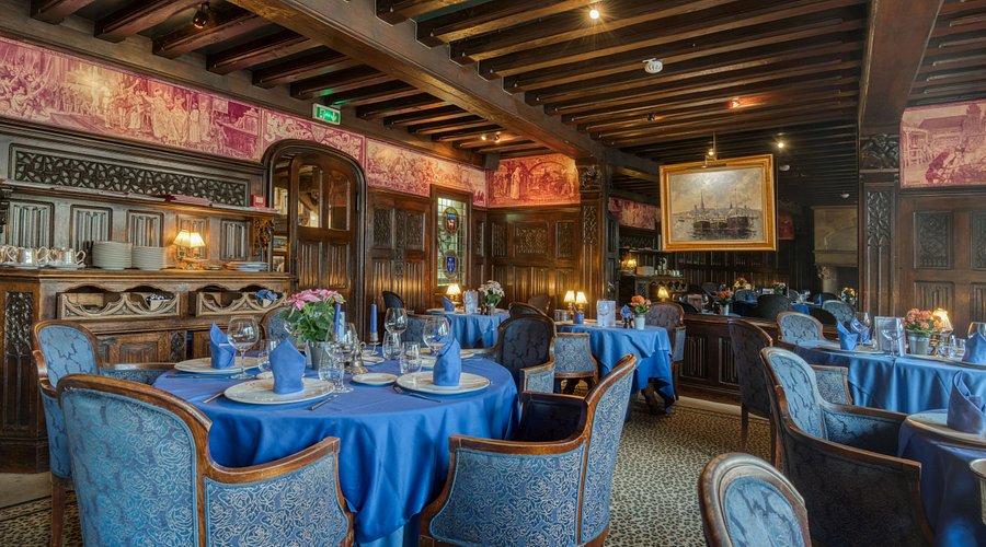 La Couronne - "Footsteps of Julia Child"