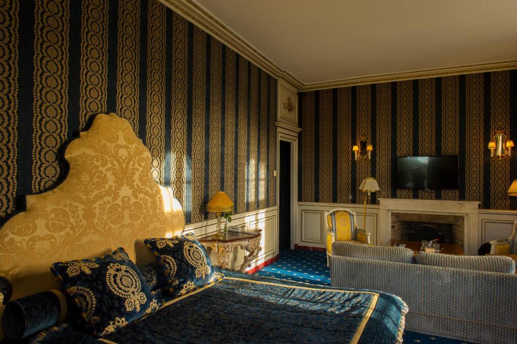 Champagne & Château: "The September Harvest"