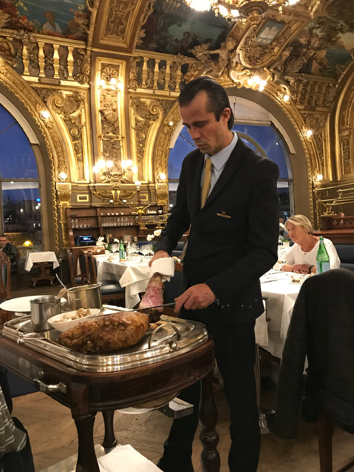 Le Train Bleu - "First Class"