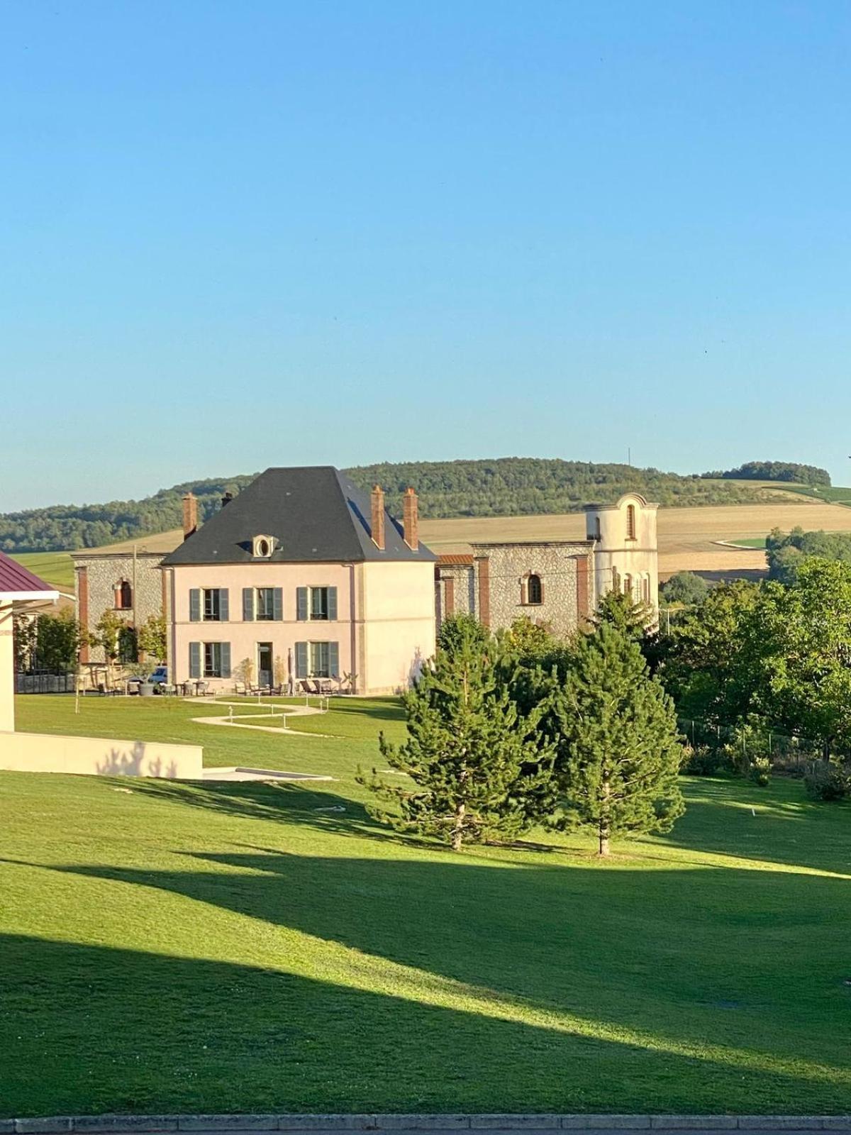 Champagne Edouard Duval - "Table & Terroir" - Hotel Package 1
